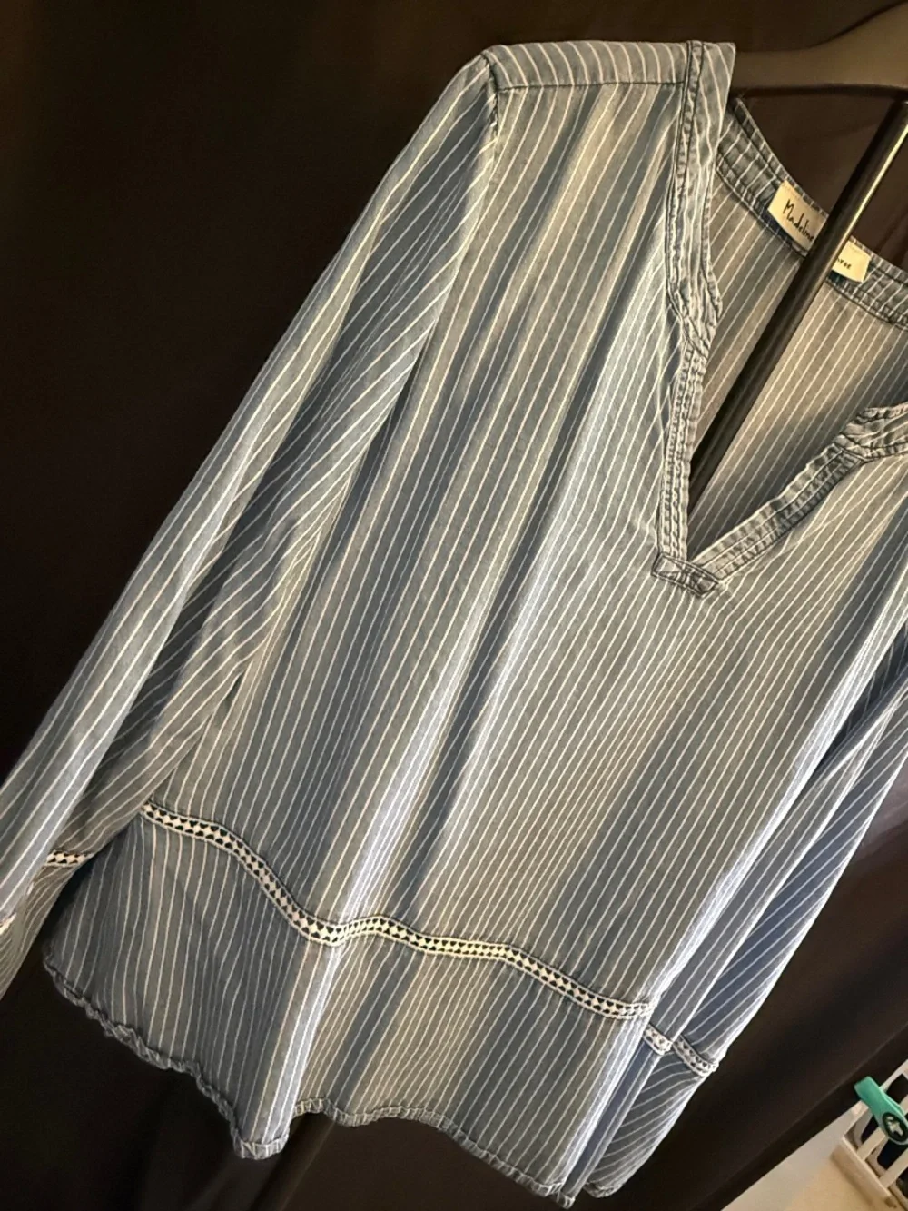 Like New Chambray Striped Top (XL) - Picture 1 of 6